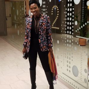 Meet your Posher, Sharon